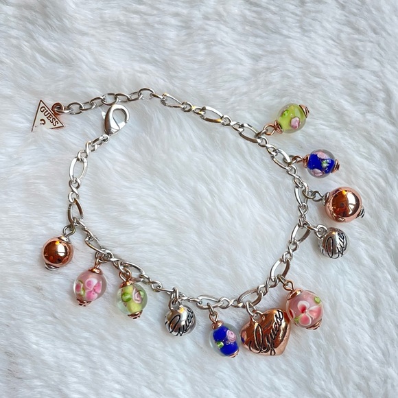 GUESS Murano bead mixed metal charm bracelet EUC - Picture 4 of 4